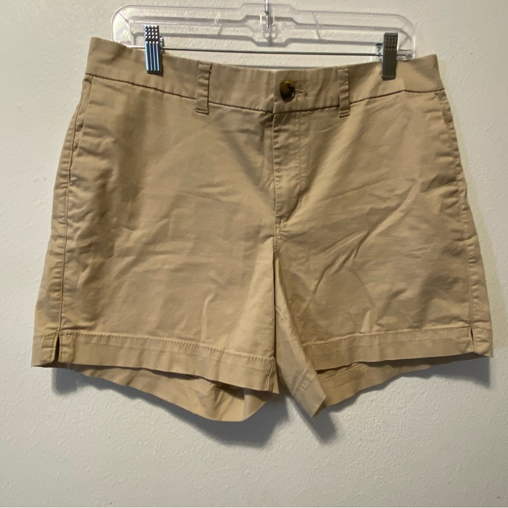 Old Navy Shorts Size 10 Every Day Classic Tan Women's Shorts Pockets